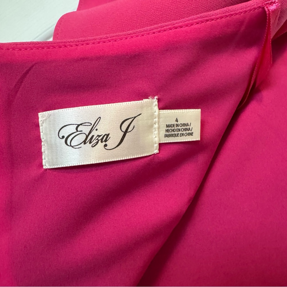 Elegant Pink Off-Shoulder Top - Picture 6 of 8